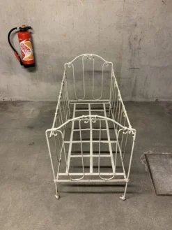 Ancien lit banquette fer forgé vintage