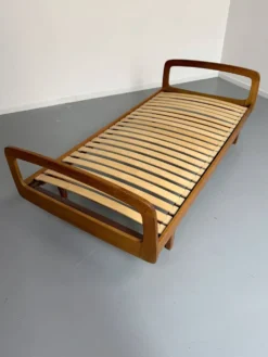 Ancien Lit daybed design Jacques Hauville pour BEMA 1950