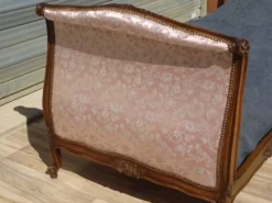 Ancien lit de style Louis XV