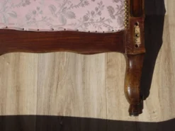 Ancien lit de style Louis XV
