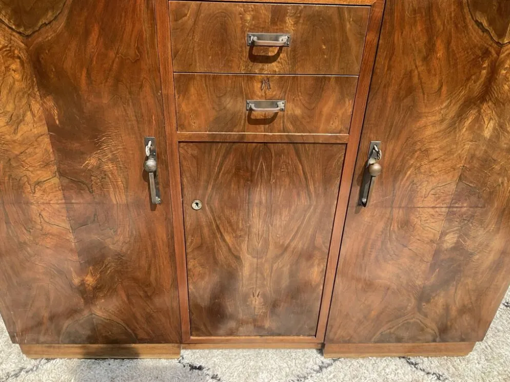 Ancien meuble Art Déco en noyer années 40-50
