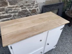 Ancien meuble de cordonnier