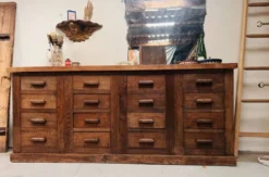 Ancien meuble de mercreroe en chêne