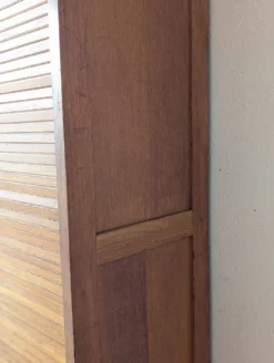 Ancien meuble de métier, classeur à rideaux en chêne