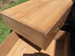 Ancien meuble de métier, comptoir à 3 tiroirs en chêne