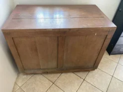 Ancien meuble de métier, comptoir à 3 tiroirs en chêne
