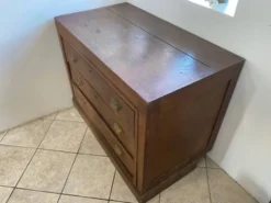 Ancien meuble de métier, comptoir à 3 tiroirs en chêne