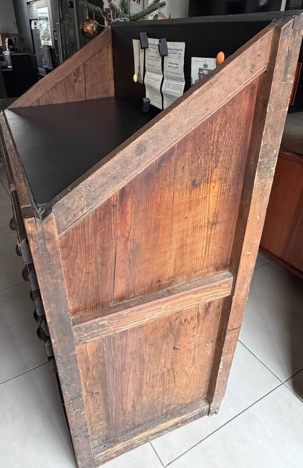 Ancien meuble de métier à tiroirs