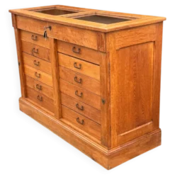 Ancien meuble de métier à tiroirs