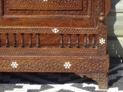 Ancien meuble d'entrée syrien