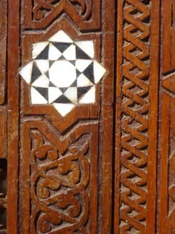 Ancien meuble d'entrée syrien