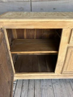 Ancien meuble d’office chêne bois brut
