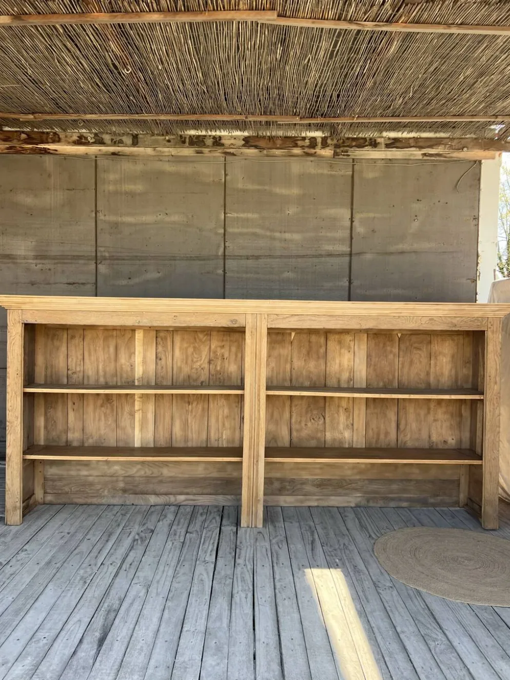 Ancien meuble d’office chêne bois brut