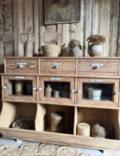 Ancien Meuble Grainetier D’épicerie – Tiroirs, Vitrines & Plaques Émai