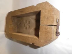 ancien moule a beurre bois