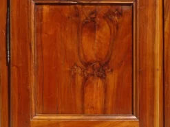 Ancienne armoire Louis Philippe en noyer