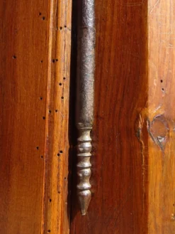 Ancienne armoire Louis Philippe en noyer