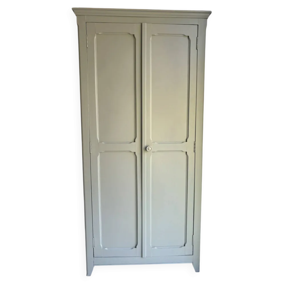 Ancienne Armoire parisienne patinée vert sauge