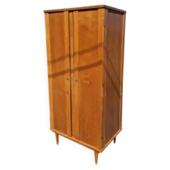 Ancienne Armoire parisienne