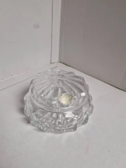 Ancienne boite bonbonnière en cristal ciselé déco vintage