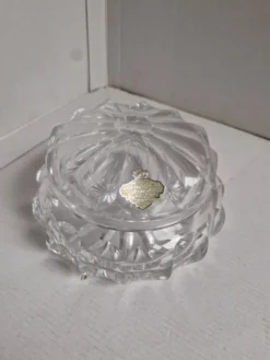 Ancienne boite bonbonnière en cristal ciselé déco vintage