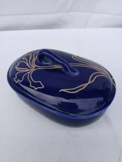 Ancienne bonbonnière en faïence Art déco