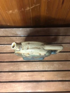 Ancienne bouteille céramique beige & vert + anse vintage