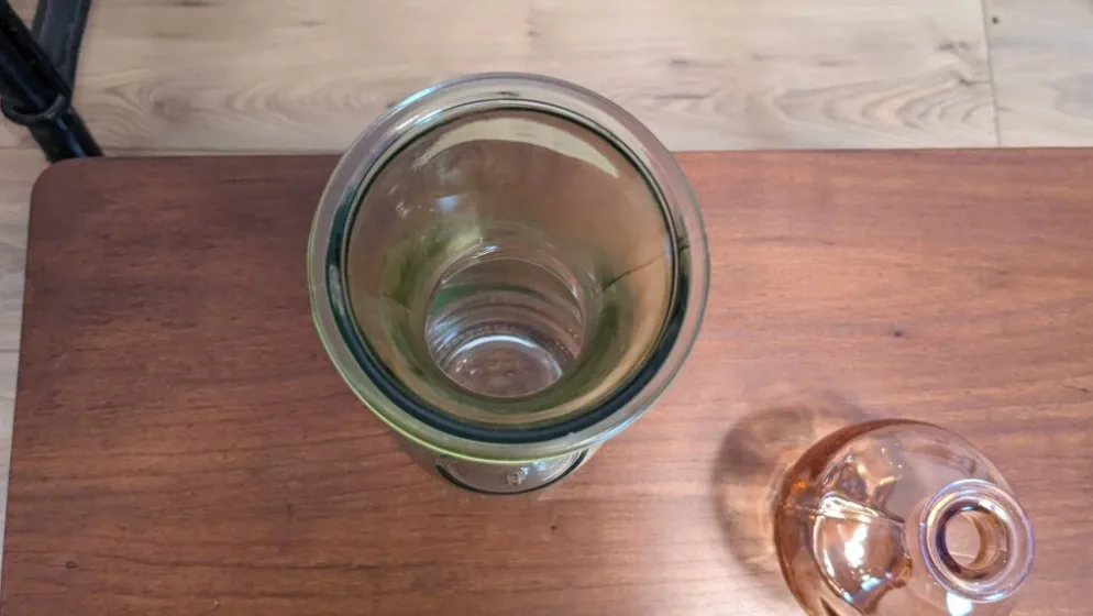 Ancienne bouteille de lait verte