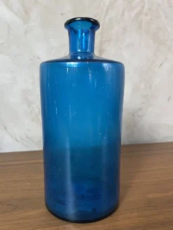 Ancienne bouteille de pharmacie