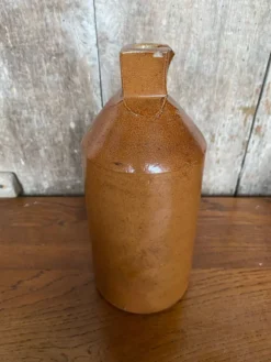 Ancienne Bouteille Doulton Lambeth Grès au Sel Marron Culot Carré 1860