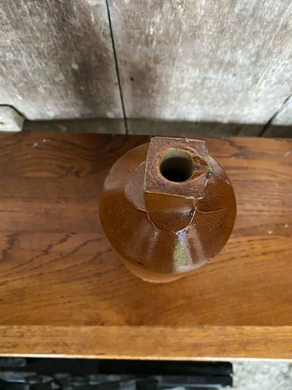 Ancienne Bouteille Doulton Lambeth Grès au Sel Marron Culot Carré 1860