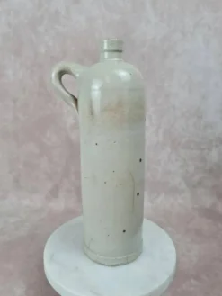 Ancienne bouteille en grès vernissé beige XIXe, avec anse, déco vintage