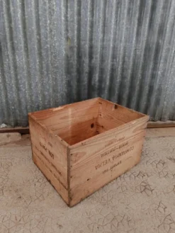 Ancienne caisse en bois Porto Adega