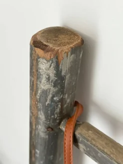Ancienne échelle décorative en bois