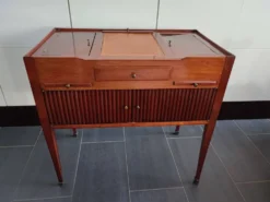 Ancienne coiffeuse Louis XVI
