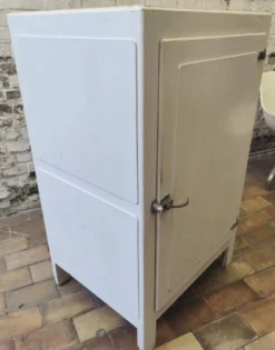 Ancienne glacière en bois vintage / Meuble frigoriste – Années 30