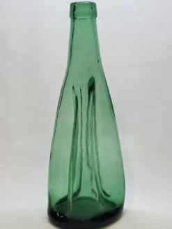 Ancienne Grande Bouteille En Verre Pressé Moulé Vert Écrasé Déformé