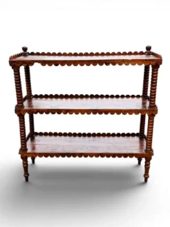 Ancienne grande étagère sur pieds
