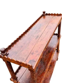 Ancienne grande étagère sur pieds