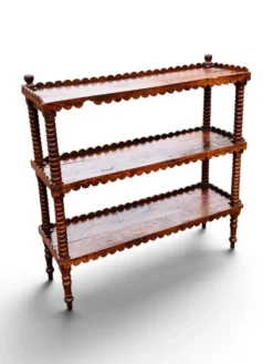 Ancienne grande étagère sur pieds