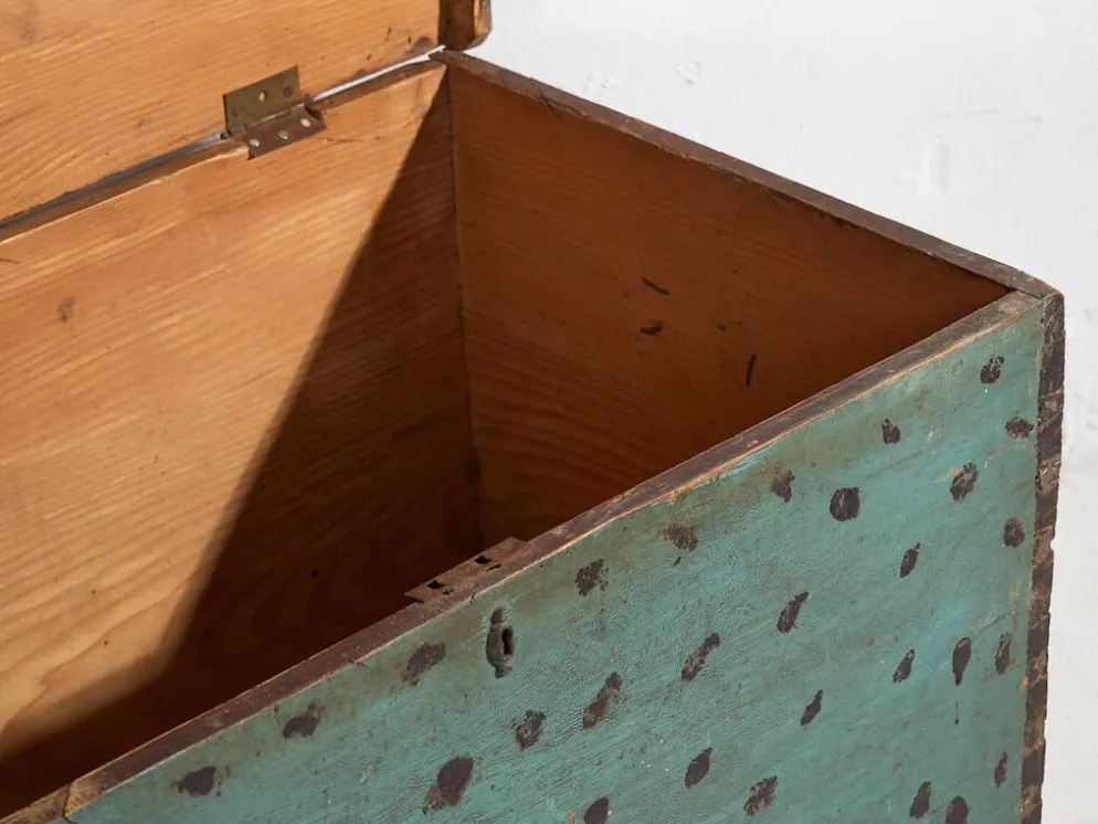 Ancienne malle de rangement vert menthe (c.1920)