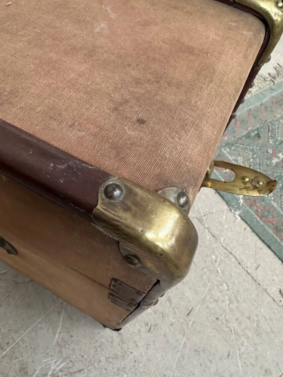 Ancienne malle de voyage « Soyez Père » Lille