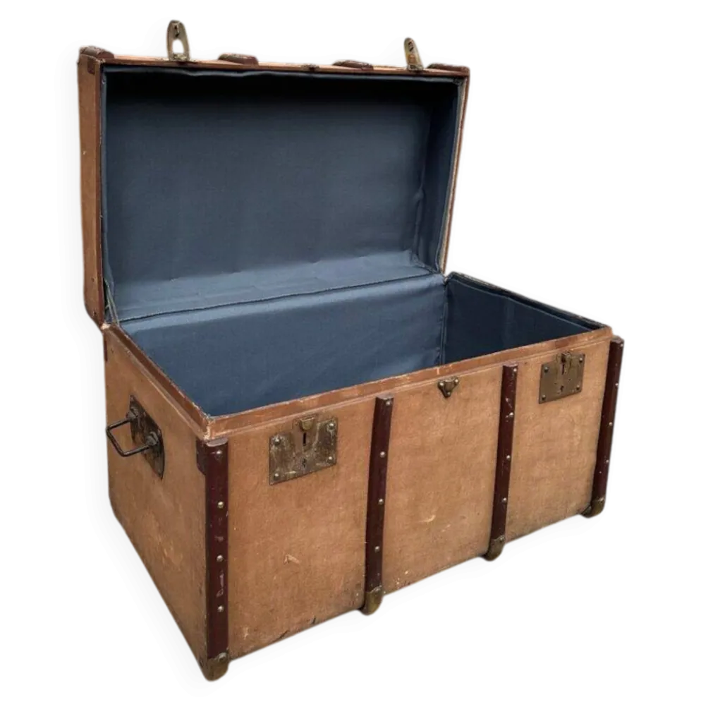 Ancienne malle de voyage « Soyez Père » Lille