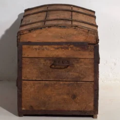 Ancienne malle en bois lavé (c.1900)