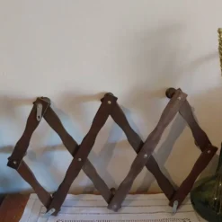 Ancienne patère en bois forme accordéon