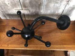 Ancienne porte manteau spoutnik mural boule métal noir vintage
