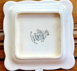 9 anciennes assiettes carrées à cake dessert apéritif Longwy Moustier