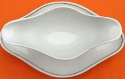 Ancienne saucière à décor floral Faïence HBCM (Hippolyte Boulenger Creil-Montereau)