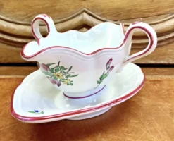 Ancienne saucière faïence Lunéville modèle réverbère rose tulipe