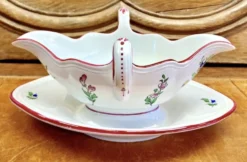 Ancienne saucière faïence Lunéville modèle réverbère rose tulipe